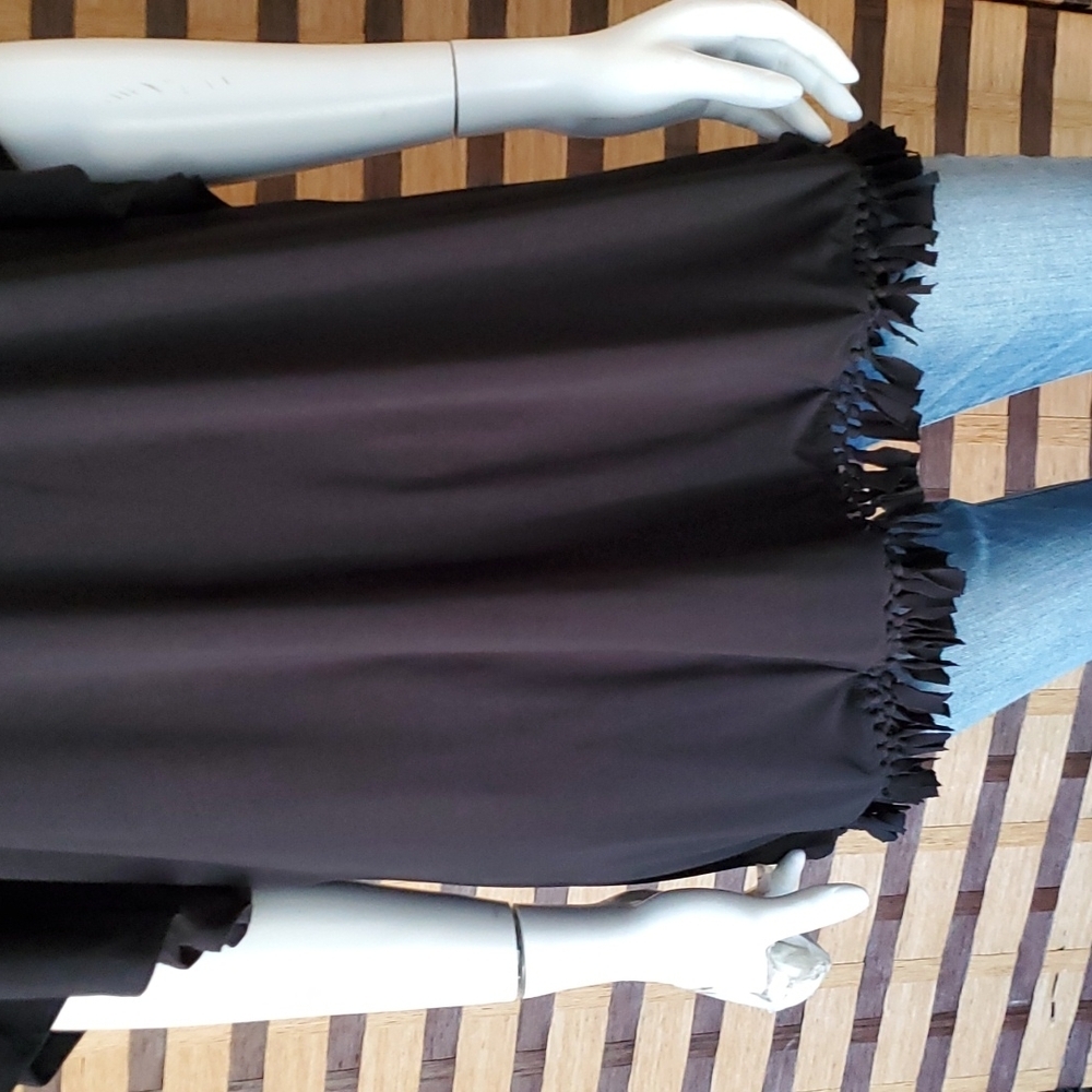 Soma Split shoulder top - Picture 4 of 11